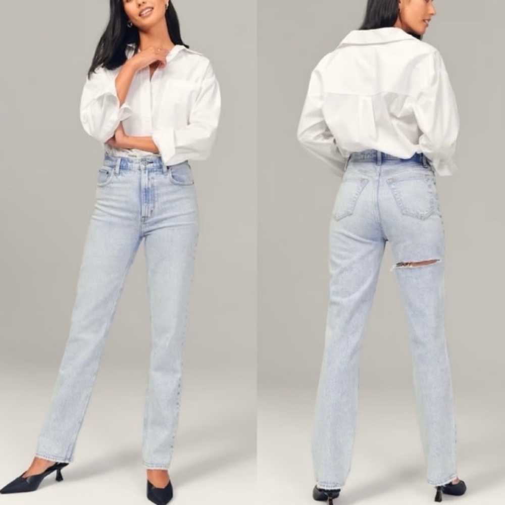 Abercrombie & Fitch Women's Light Blue Straight Leg Jeans